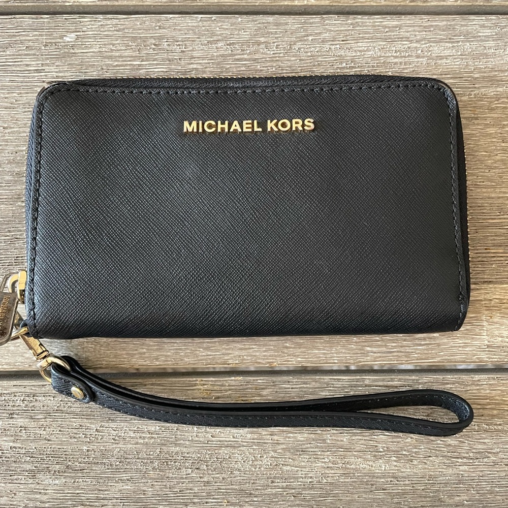Michael Kors wallet